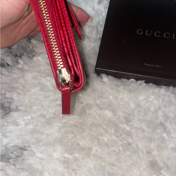 Gucci Canvas Logo Red Leather Trim Bifold Wallet - Picture 3 of 5